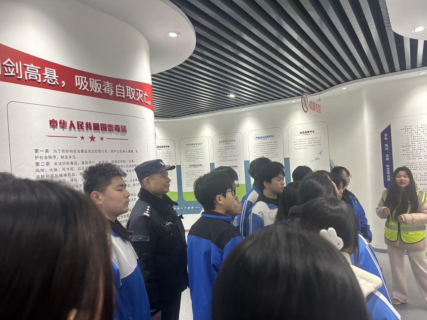 877ed815e4c1bae879866dd2a965b49e_compress 877ed815e4c1bae879866dd2a965b49e_compress